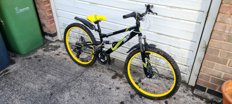 apollo frenzy mountain bike